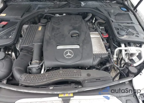 2015 Mercedes-Benz C 300 4Matic из США, поврежденный, VIN 55SWF4KB6FU021748